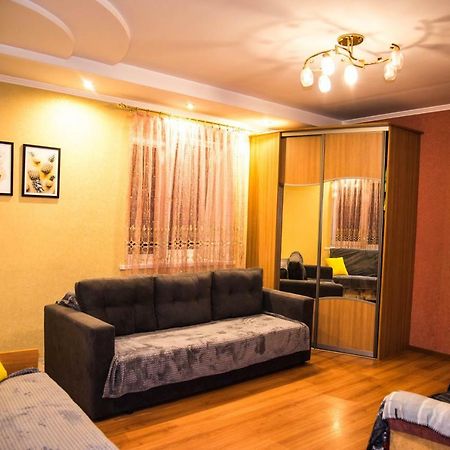 Студия В Центре Гродно Hrodna Exterior foto